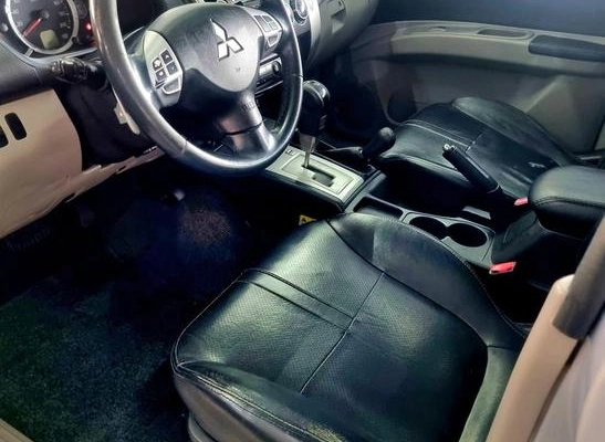 imagem-https://www.socarrao.com.br/sc-vehicle-images-prod/998551/1789422821623-7982817_0_B_6551f2e758.jpeg