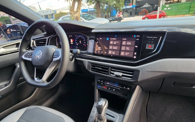 imagem-https://www.socarrao.com.br/sc-vehicle-images-prod/998609/1775909780315-1dd5c6ad-7c8f-4a86-9af4-45b40138a10c.jpg