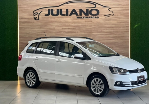 Volkswagen SpaceFox 2015 Branco — foto 1 de 3
