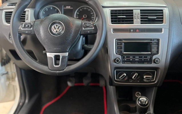 imagem-https://www.socarrao.com.br/sc-vehicle-images-prod/998631/1783617936378-G1kV6JF4Jr8c6Bo8ISrFKuTa3Nm1NRFQ.jpg
