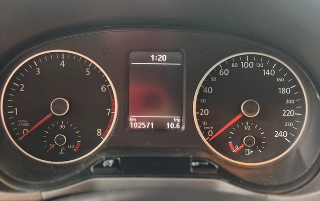 imagem-https://www.socarrao.com.br/sc-vehicle-images-prod/998631/1783617936384-b7KGVBePsropHhjGXuWnqR0oXREcoB7b.jpg