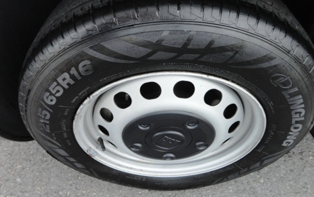 imagem-https://www.socarrao.com.br/sc-vehicle-images-prod/998651/1775911316470-RFNDMDQzMzEuSlBH.JPG