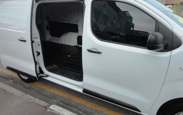 imagem-https://www.socarrao.com.br/sc-vehicle-images-prod/998651/1775911317247-RFNDMDQzMjkuSlBH.JPG
