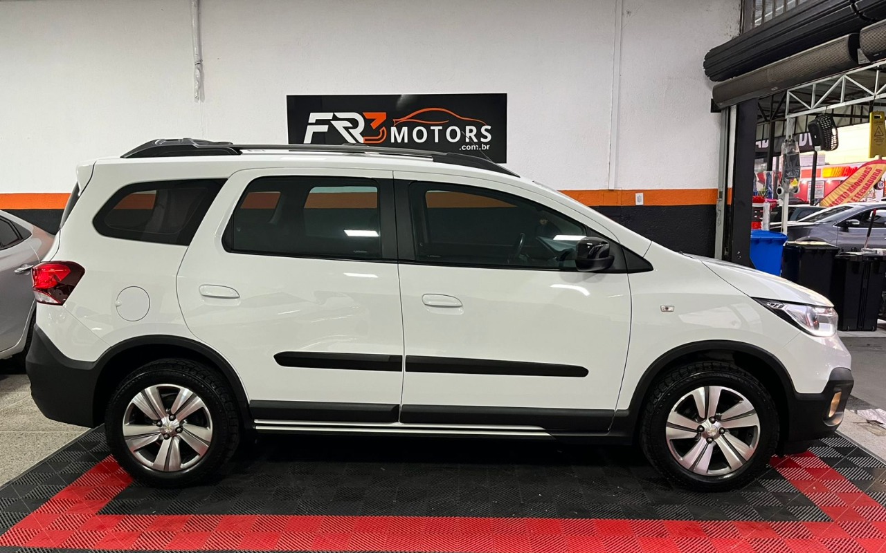 imagem-https://www.socarrao.com.br/sc-vehicle-images-prod/998780/1775913468491-V2hhdHNBcHAgSW1hZ2UgMjAyNi0wNC0xMCBhdCAxNi4wOC4yNS5qcGVn.jpeg
