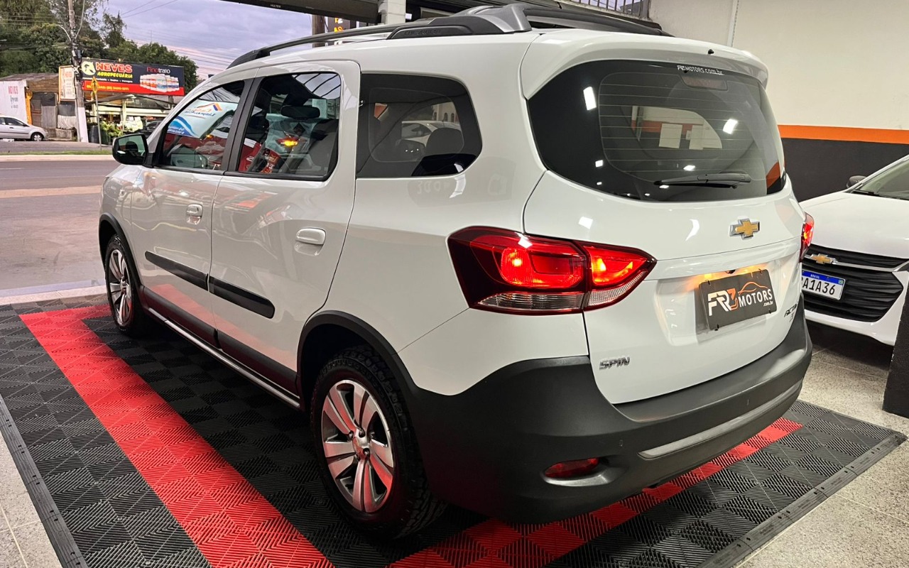 imagem-https://www.socarrao.com.br/sc-vehicle-images-prod/998780/1775913468859-V2hhdHNBcHAgSW1hZ2UgMjAyNi0wNC0xMCBhdCAxNi4wOC4yNC5qcGVn.jpeg