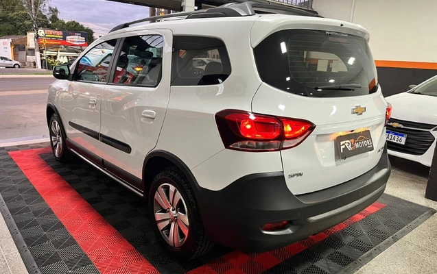 imagem-https://www.socarrao.com.br/sc-vehicle-images-prod/998780/1775913468859-V2hhdHNBcHAgSW1hZ2UgMjAyNi0wNC0xMCBhdCAxNi4wOC4yNC5qcGVn.jpeg