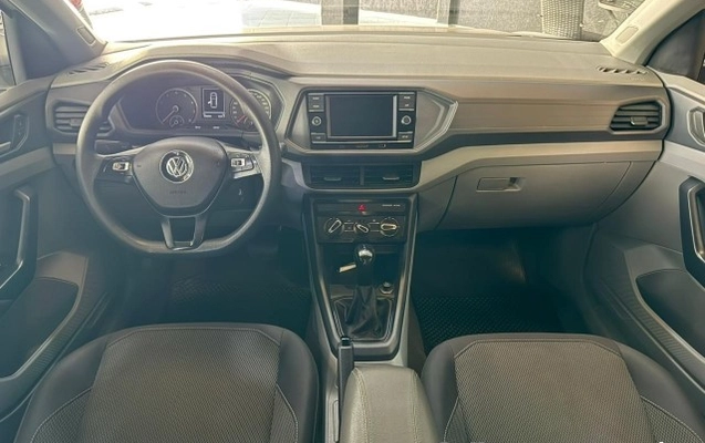 imagem-https://www.socarrao.com.br/sc-vehicle-images-prod/998852/1775914895491-640_480_volkswagen-t-cross-1-0-200-tsi-sense-aut-20-20-67976e-2.jpg