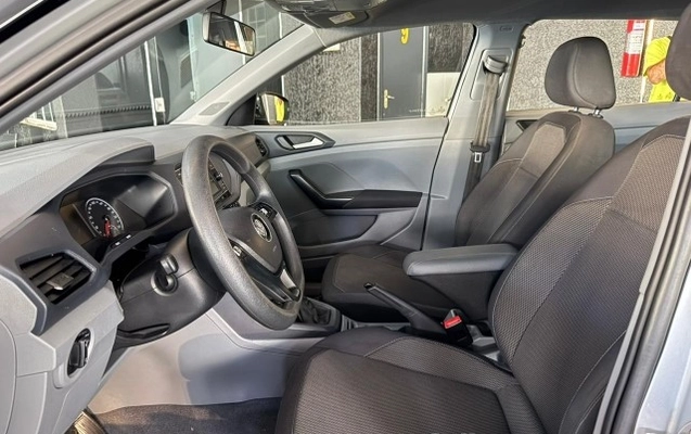 imagem-https://www.socarrao.com.br/sc-vehicle-images-prod/998852/1775914895492-640_480_volkswagen-t-cross-1-0-200-tsi-sense-aut-20-20-67976e-1.jpg