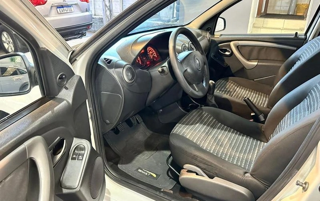 imagem-https://www.socarrao.com.br/sc-vehicle-images-prod/998970/1787766386231-7979631_13_B_c4c299f8be.jpeg