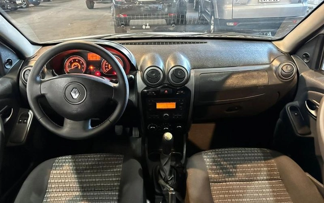 imagem-https://www.socarrao.com.br/sc-vehicle-images-prod/998970/1787766386232-7979631_8_B_19f5a48229.jpeg