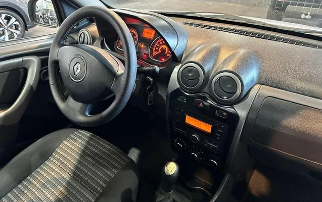 imagem-https://www.socarrao.com.br/sc-vehicle-images-prod/998970/1787766386237-7979631_13_B_74c4abb858.jpeg