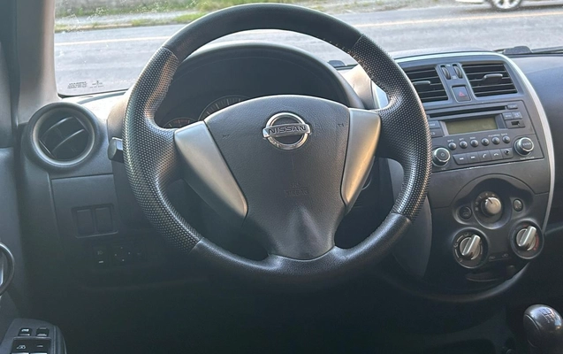 imagem-https://www.socarrao.com.br/sc-vehicle-images-prod/998996/1789507562550-003_cbb66e18ebbf9eda25fc1a73a17eb89e.jpeg