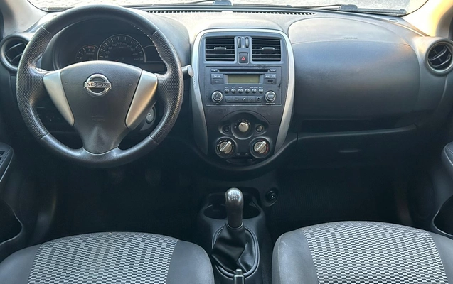 imagem-https://www.socarrao.com.br/sc-vehicle-images-prod/998996/1789507562552-003_0e4375d7297dfc7b5c779ee6bd51d082.jpeg