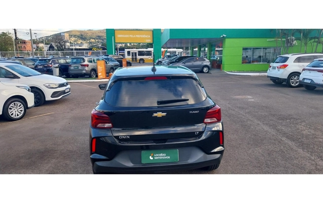 imagem-https://www.socarrao.com.br/sc-vehicle-images-prod/999015/1775916968895-2_125913.jpg