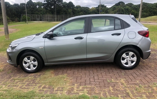 imagem-https://www.socarrao.com.br/sc-vehicle-images-prod/999032/1785852498368-yA2NJsqQvJYMIR43czgnszAaScJcqMCe.jpg
