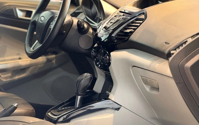 imagem-https://www.socarrao.com.br/sc-vehicle-images-prod/999113/1776198262050-V2hhdHNBcHAgSW1hZ2UgMjAyNi0wNC0xNCBhdCAxNS4xNi4zNiAoMSkuanBlZw.jpeg