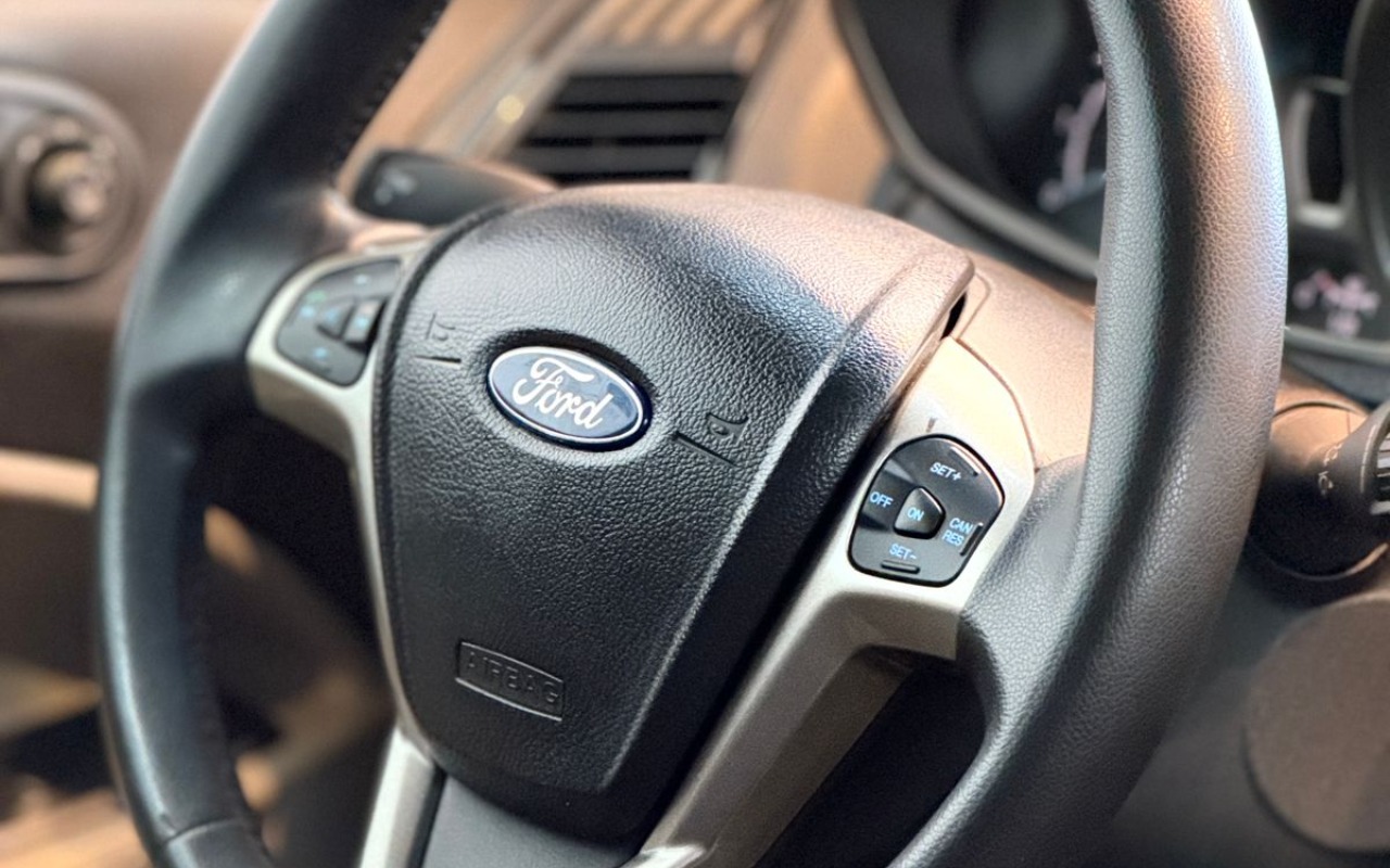 imagem-https://www.socarrao.com.br/sc-vehicle-images-prod/999113/1776198262327-V2hhdHNBcHAgSW1hZ2UgMjAyNi0wNC0xNCBhdCAxNS4xNi4zNyAoMSkuanBlZw.jpeg