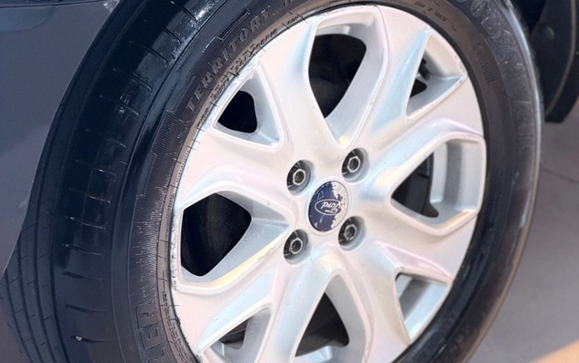 imagem-https://www.socarrao.com.br/sc-vehicle-images-prod/999113/1776198262789-V2hhdHNBcHAgSW1hZ2UgMjAyNi0wNC0xNCBhdCAxNS4xNi4zNSAoNCkuanBlZw.jpeg