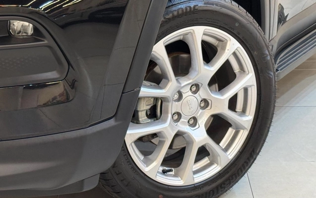 imagem-https://www.socarrao.com.br/sc-vehicle-images-prod/999151/1775920054052-14_033548.jpg