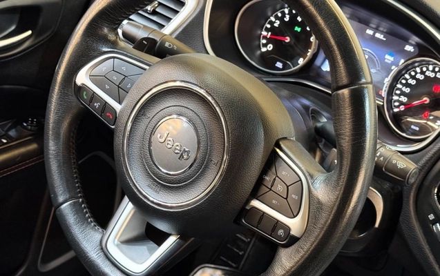 imagem-https://www.socarrao.com.br/sc-vehicle-images-prod/999153/1775920090457-5_050237.jpg