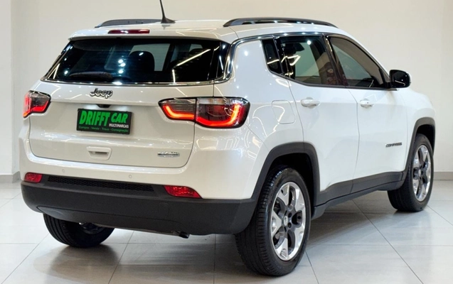 imagem-https://www.socarrao.com.br/sc-vehicle-images-prod/999153/1775920090471-10_050237.jpg