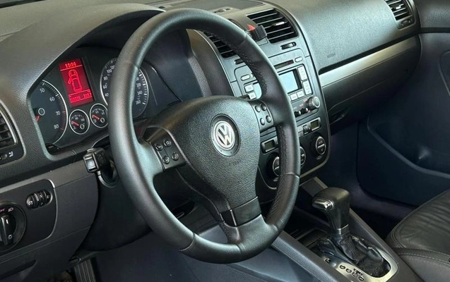 imagem-https://www.socarrao.com.br/sc-vehicle-images-prod/999164/1789479591066-7972190_0_B_95f7947607.jpeg