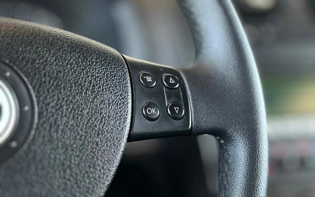 imagem-https://www.socarrao.com.br/sc-vehicle-images-prod/999164/1789479591067-7972190_0_B_77452e8590.jpeg