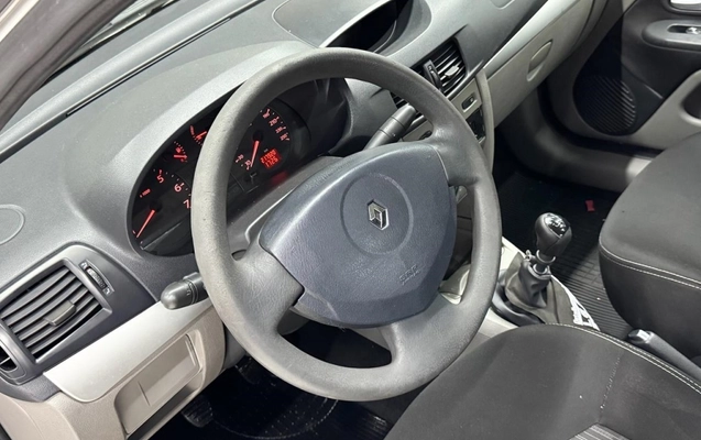 imagem-https://www.socarrao.com.br/sc-vehicle-images-prod/999191/1775920890289-15_091057.jpg
