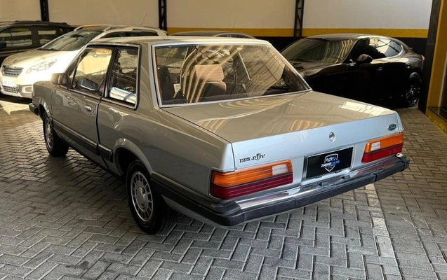 imagem-https://www.socarrao.com.br/sc-vehicle-images-prod/999229/1788453410002-7971206_12_B_f436a562b8.jpeg