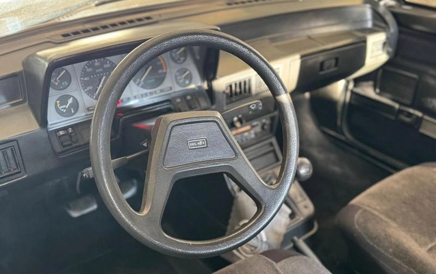 imagem-https://www.socarrao.com.br/sc-vehicle-images-prod/999229/1788453410004-7971206_13_B_9a7c6b1d52.jpeg