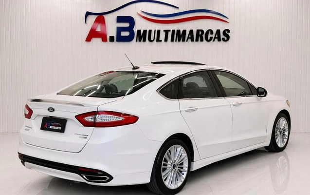 imagem-https://www.socarrao.com.br/sc-vehicle-images-prod/999243/1786373048488-7982341_8_B_342f7025ee.jpeg