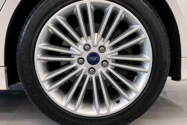 imagem-https://www.socarrao.com.br/sc-vehicle-images-prod/999243/1786373048512-7982341_8_B_c18aa8dd2f.jpeg