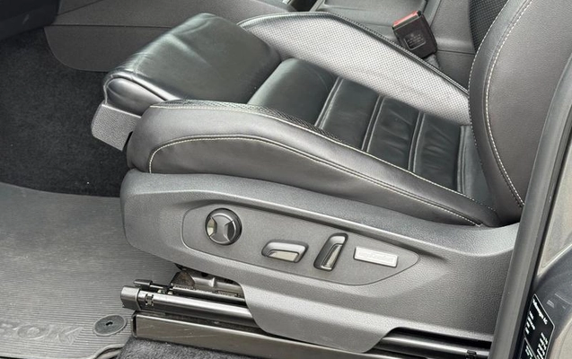 imagem-https://www.socarrao.com.br/sc-vehicle-images-prod/999315/1784853059740-7984522_1_B_e2fca81034.jpeg