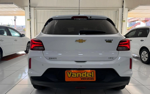 imagem-https://www.socarrao.com.br/sc-vehicle-images-prod/999395/1775927926314-V2hhdHNBcHAgSW1hZ2UgMjAyNi0wNC0xMSBhdCAxNC4wNy4xMyAoMSkuanBlZw.jpeg