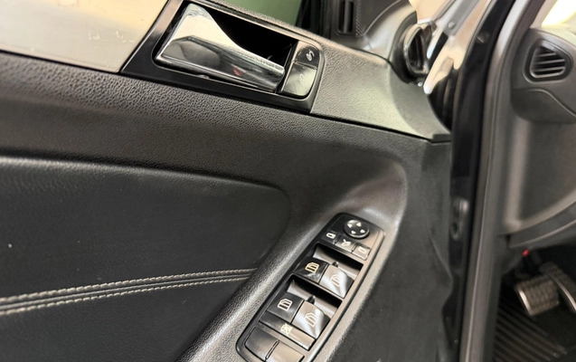 imagem-https://www.socarrao.com.br/sc-vehicle-images-prod/999499/1775931761460-V2hhdHNBcHAgSW1hZ2UgMjAyNi0wNC0xMSBhdCAxNS4xMi41MSAoMTcpLmpwZWc.jpeg