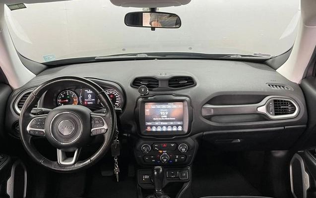 imagem-https://www.socarrao.com.br/sc-vehicle-images-prod/999523/1786719459707-7983913_0_B_18eead1f35.jpeg