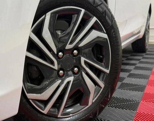 imagem-https://www.socarrao.com.br/sc-vehicle-images-prod/999541/1788270137167-7984345_7_B_ed5263ae03.jpeg
