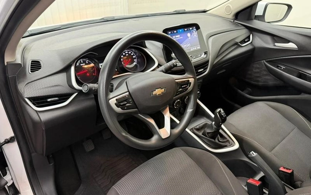 imagem-https://www.socarrao.com.br/sc-vehicle-images-prod/999541/1788270137177-7984345_11_B_cb7e40dc15.jpeg