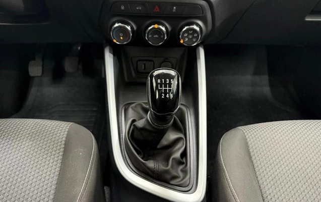 imagem-https://www.socarrao.com.br/sc-vehicle-images-prod/999541/1788270137184-7984345_10_B_15cdb23c78.jpeg