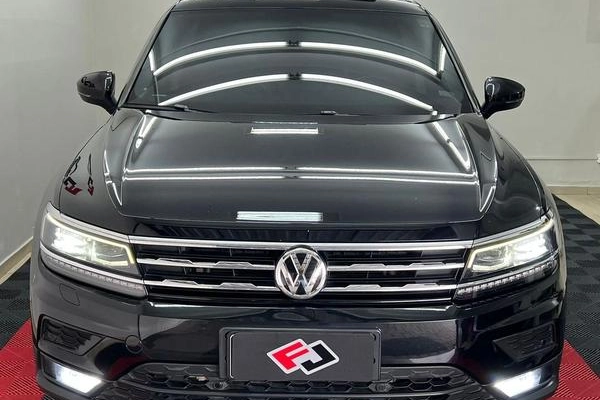 imagem-https://www.socarrao.com.br/sc-vehicle-images-prod/999543/1788270431793-7984855_7_B_52a3a5b68f.jpeg